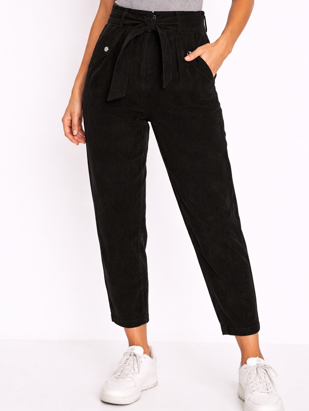Babaton ($160) Aritzia Black Pants High Waisted Tapered Women’s Size 8